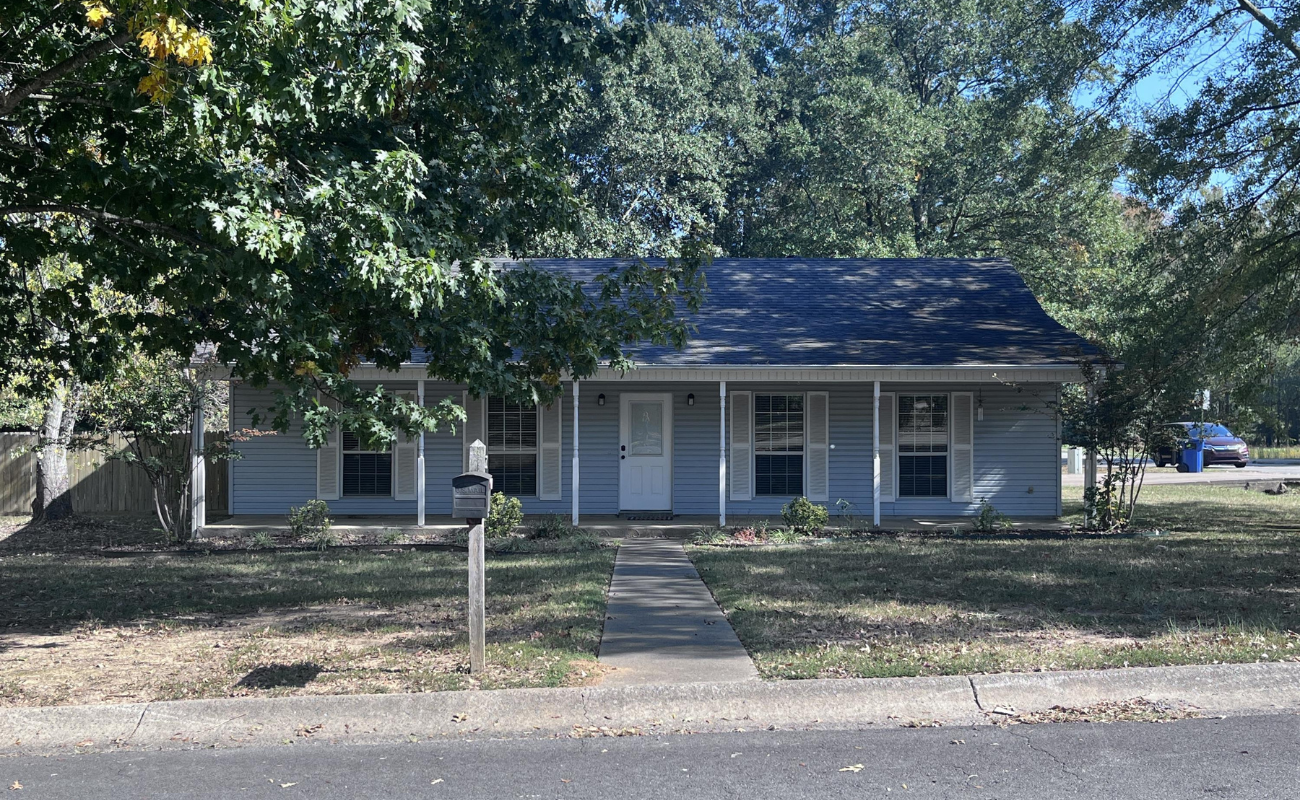Exterior of Jacksonville AR rental property