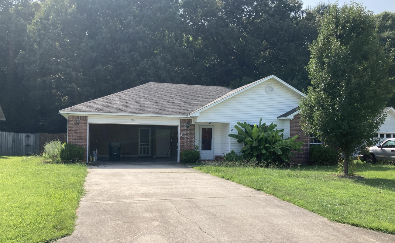 Exterior of Jacksonville AR rental property