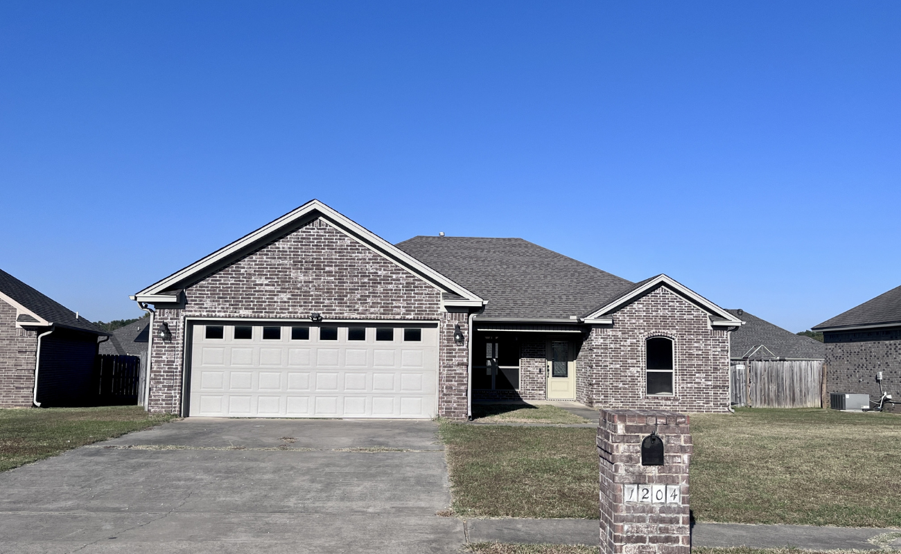 Exterior of Jacksonville AR rental property